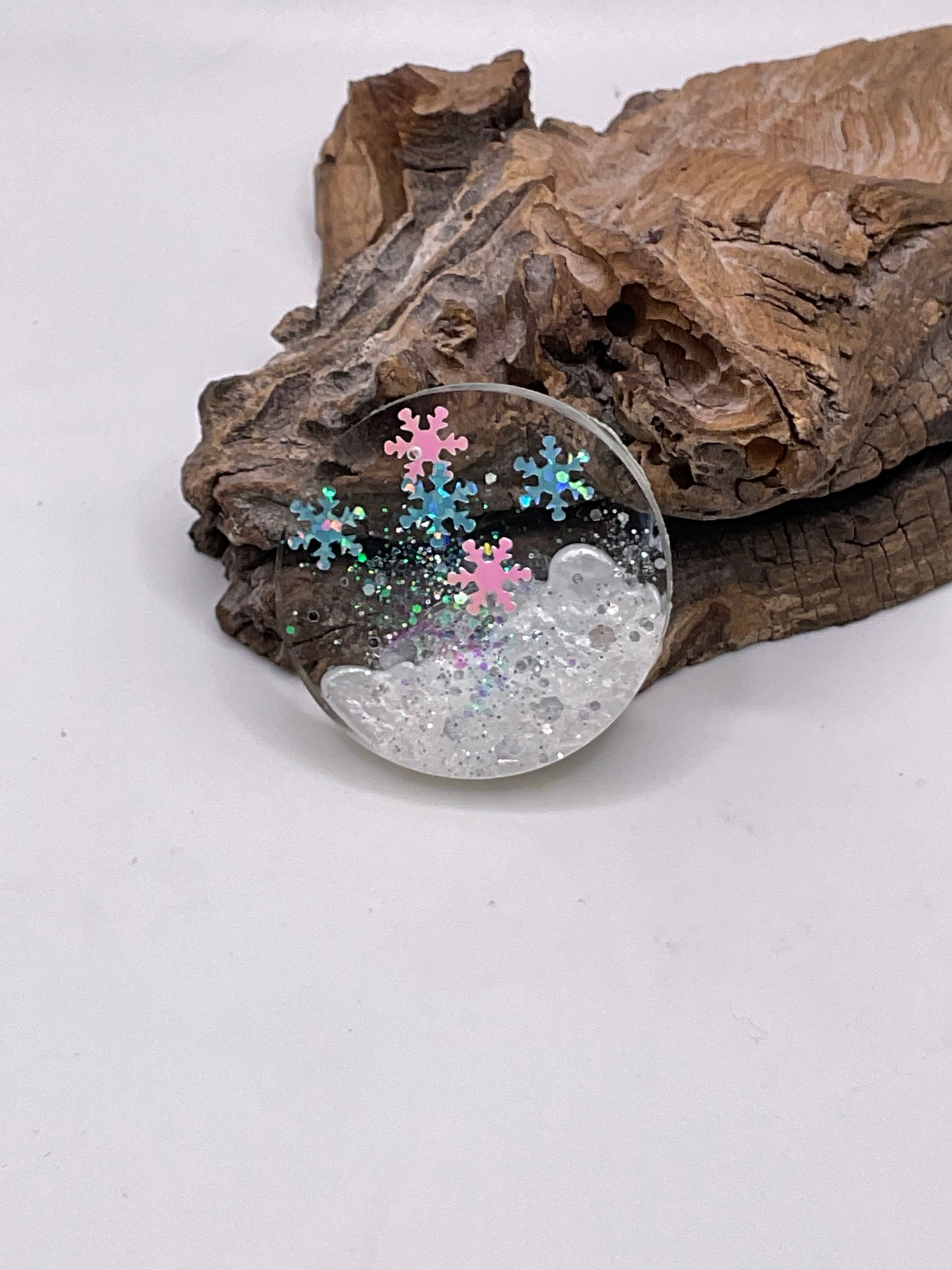 Snowflake Cover Minder 141