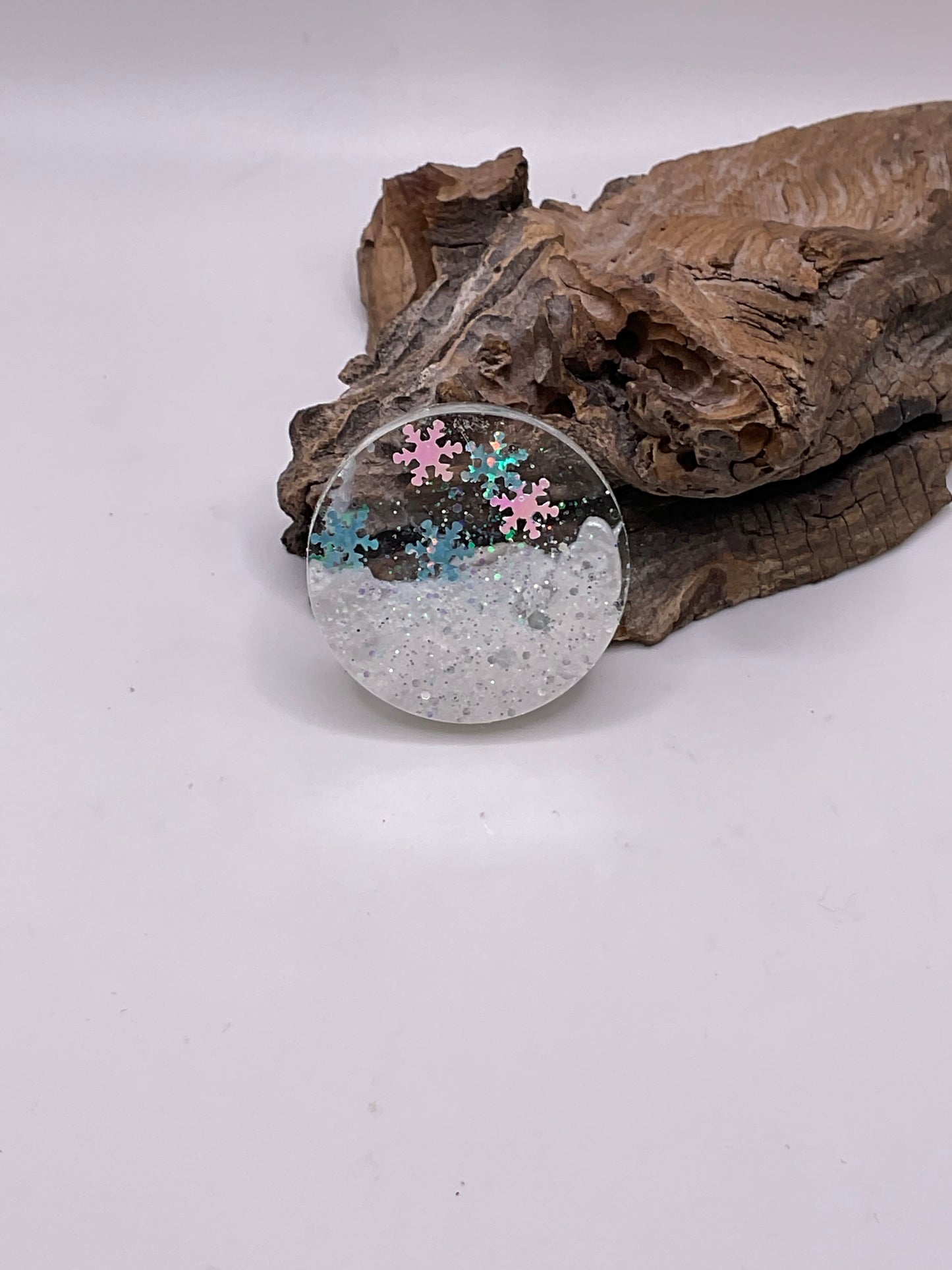 Snowflake Cover Minder 142