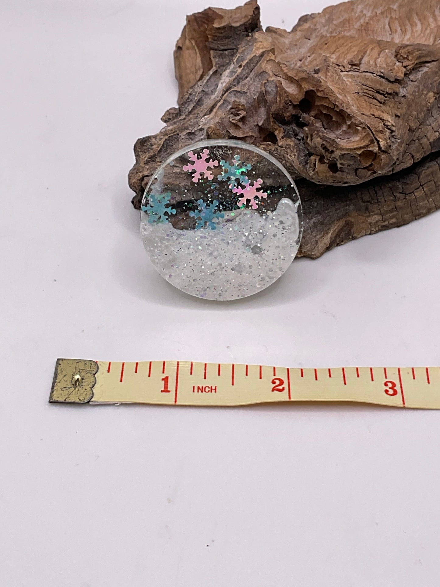 Snowflake Cover Minder 142