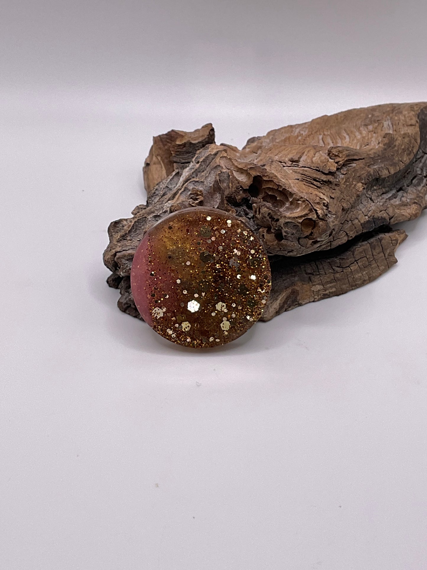 Dragon Scales Cover Minder 175